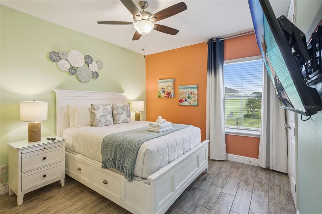 For Sale: $380,000 (2 beds, 2 baths, 1394 Square Feet)