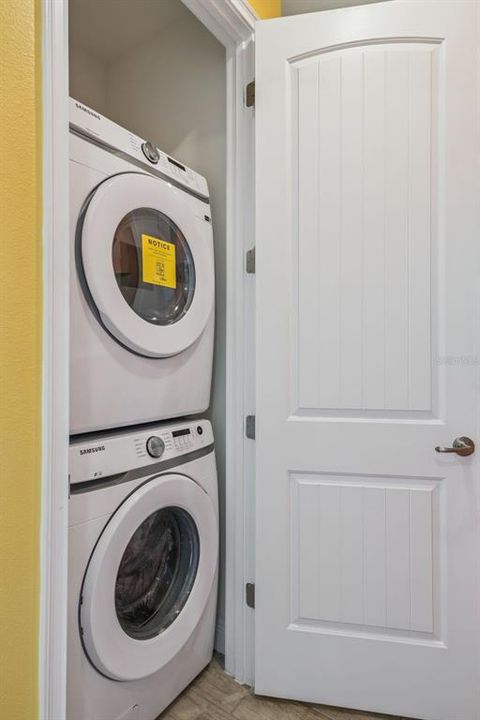 For Sale: $380,000 (2 beds, 2 baths, 1394 Square Feet)