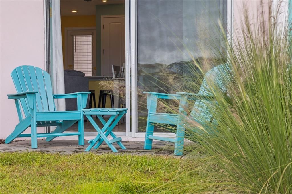 For Sale: $380,000 (2 beds, 2 baths, 1394 Square Feet)