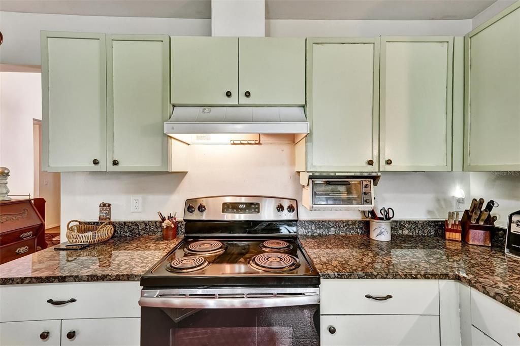 На продажу: $450,000 (3 спален, 2 ванн, 1874 Квадратных фут)