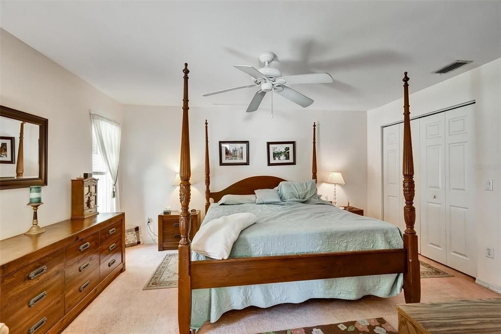 На продажу: $450,000 (3 спален, 2 ванн, 1874 Квадратных фут)