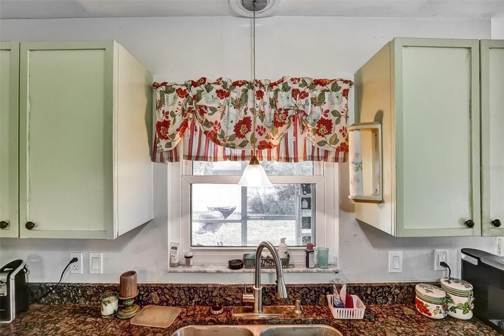 На продажу: $450,000 (3 спален, 2 ванн, 1874 Квадратных фут)