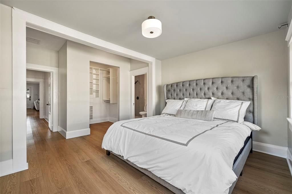 For Sale: $799,999 (4 beds, 0 baths, 1613 Square Feet)