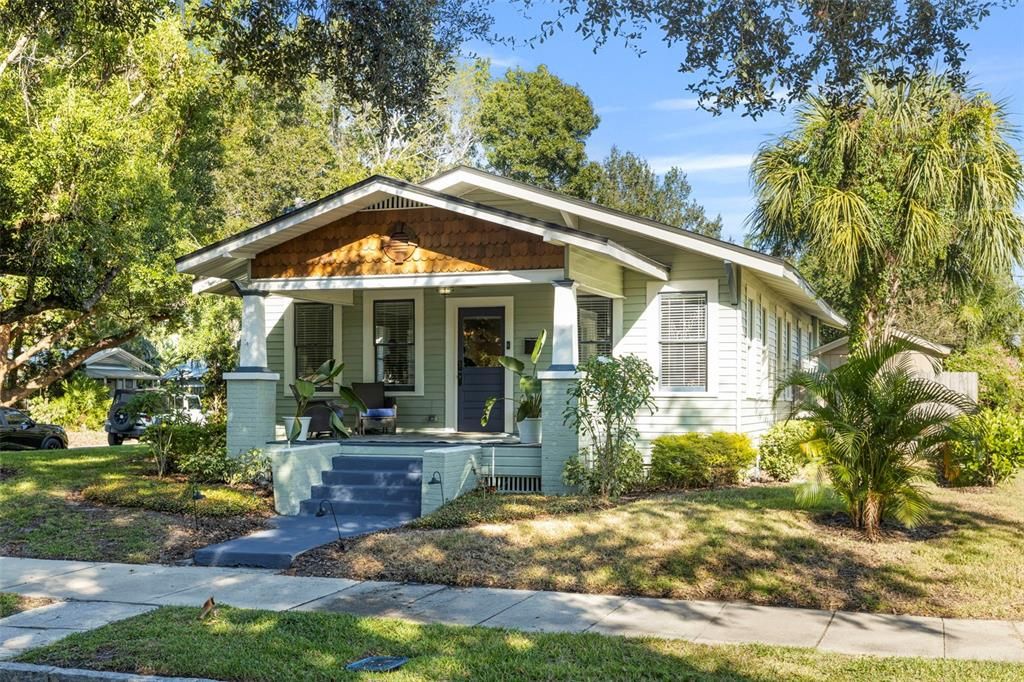 For Sale: $799,999 (4 beds, 0 baths, 1613 Square Feet)