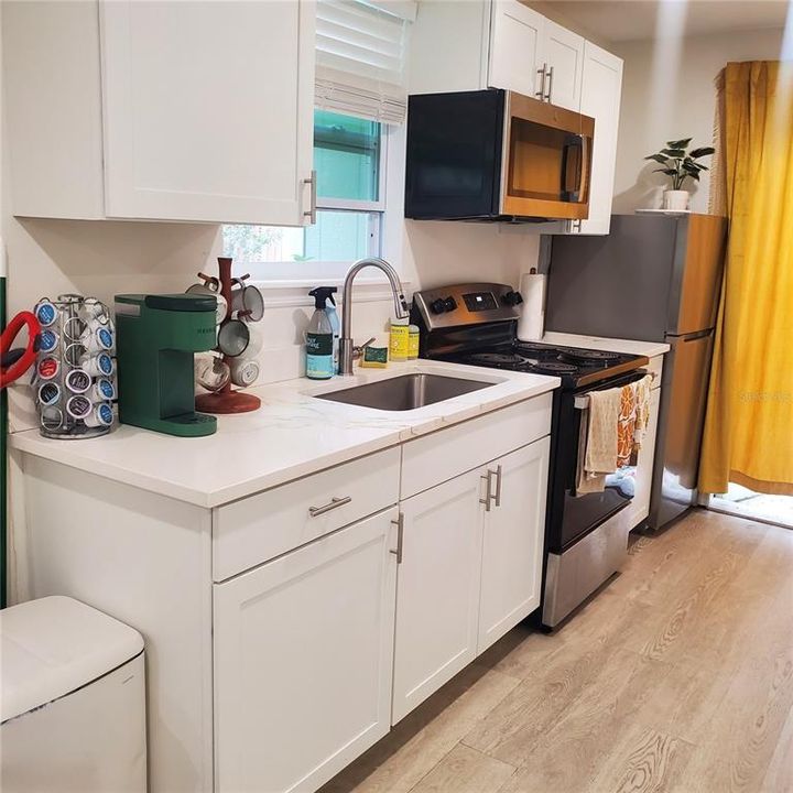 For Sale: $799,999 (4 beds, 0 baths, 1613 Square Feet)