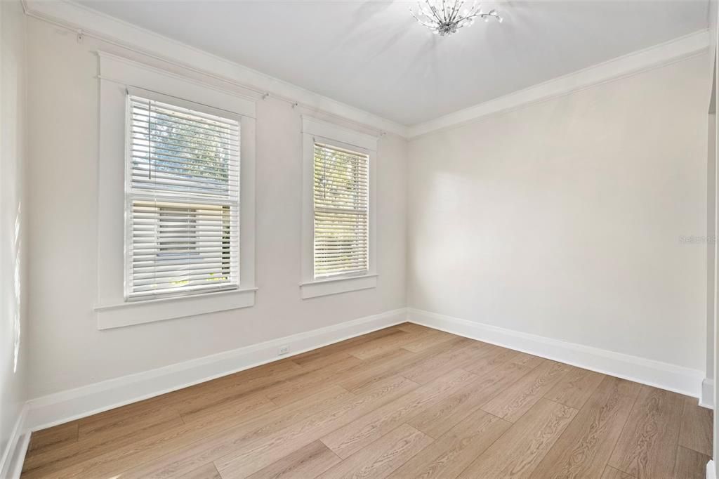 For Sale: $799,999 (4 beds, 0 baths, 1613 Square Feet)