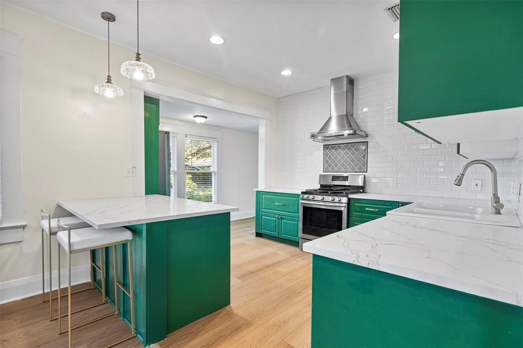 For Sale: $799,999 (4 beds, 0 baths, 1613 Square Feet)