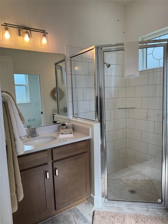 For Sale: $323,500 (3 beds, 2 baths, 1462 Square Feet)