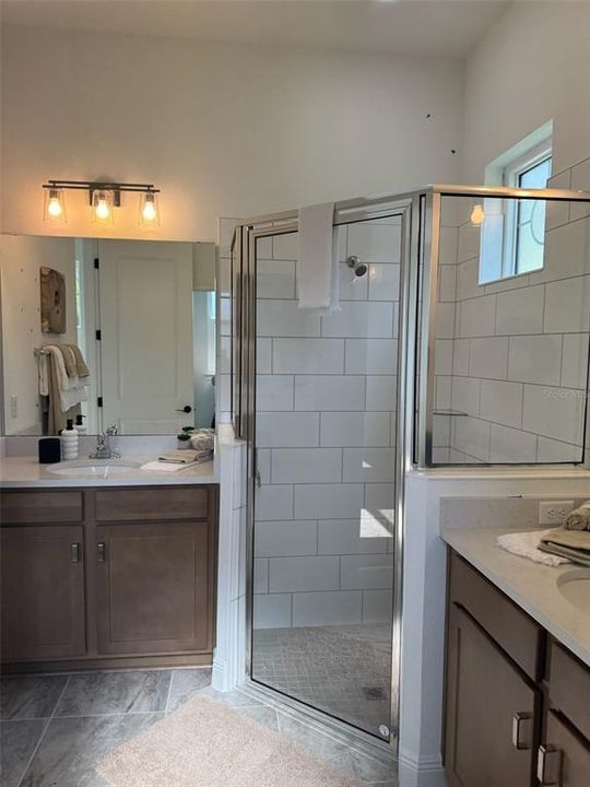 For Sale: $323,500 (3 beds, 2 baths, 1462 Square Feet)