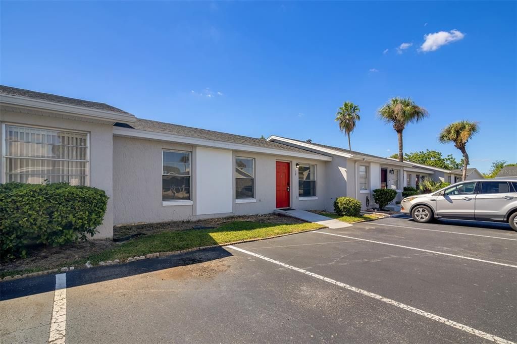 For Sale: $249,000 (3 beds, 2 baths, 992 Square Feet)