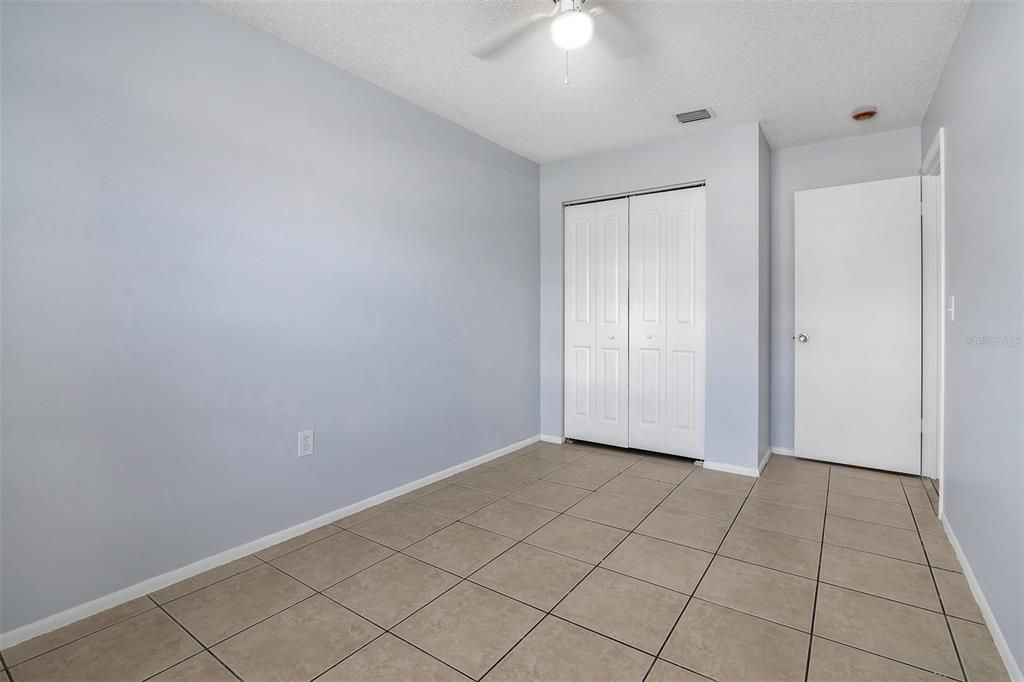 For Sale: $249,000 (3 beds, 2 baths, 992 Square Feet)
