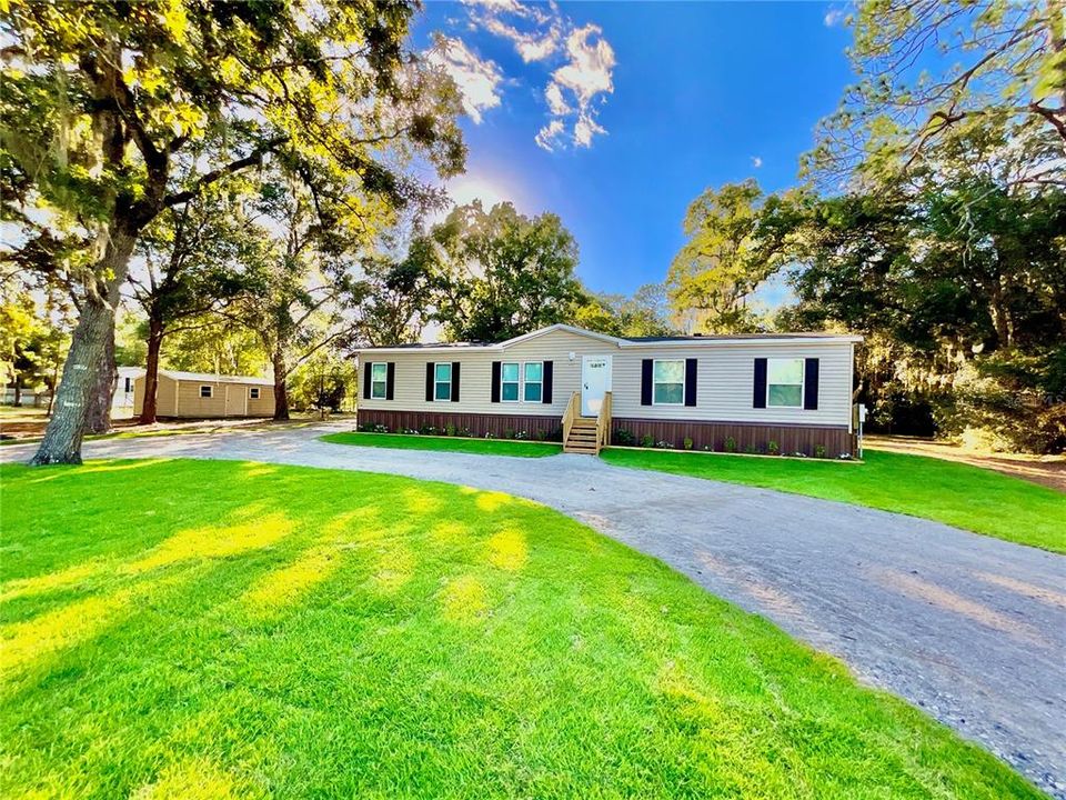 Recently Sold: $217,000 (4 beds, 2 baths, 1560 Square Feet)