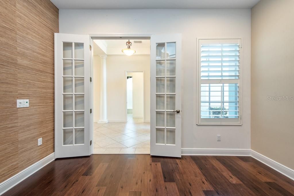 待售: $750,000 (3 贝兹, 2 浴室, 2582 平方英尺)