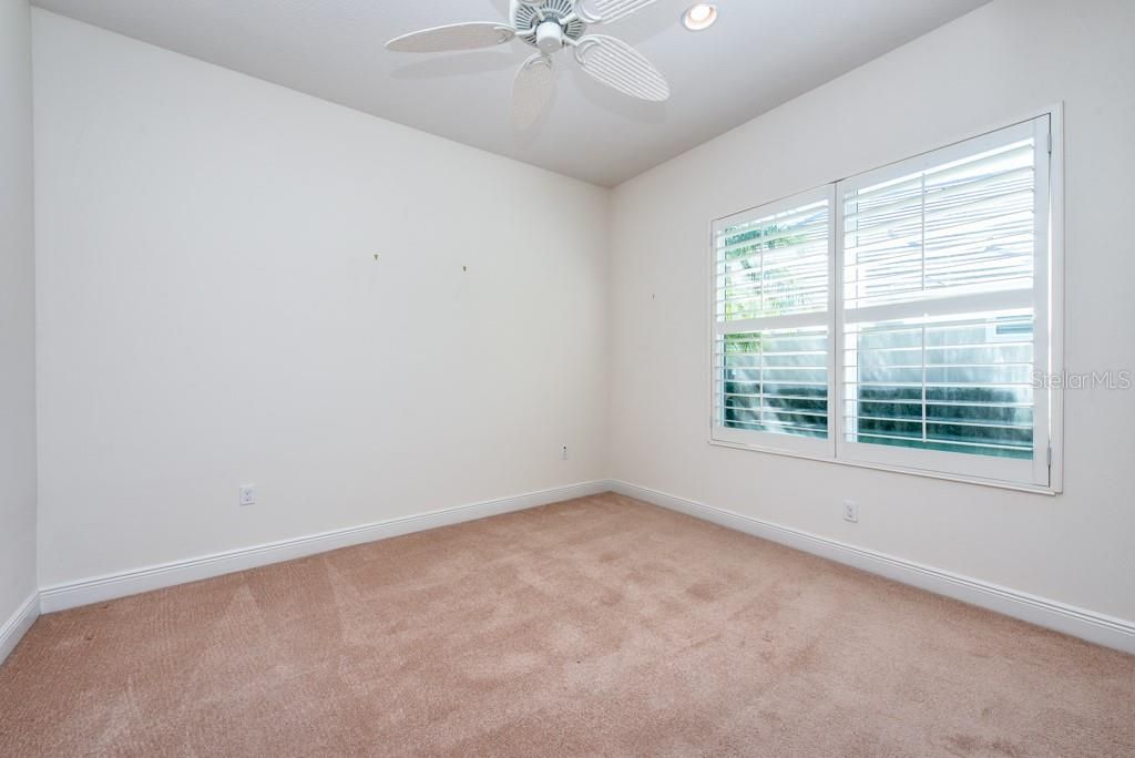 待售: $750,000 (3 贝兹, 2 浴室, 2582 平方英尺)