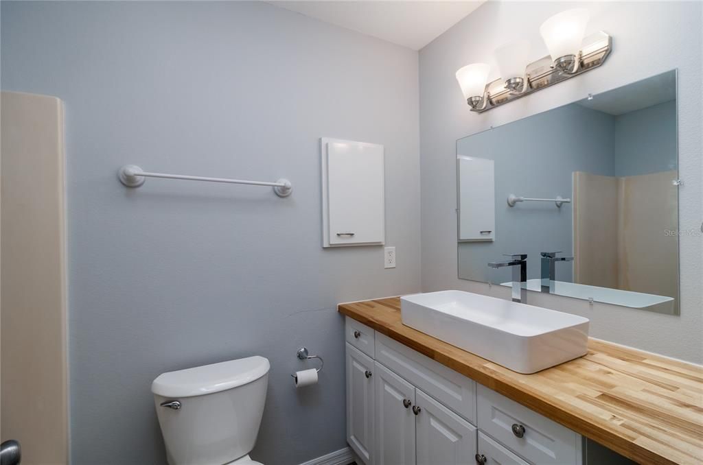 出租: $1,700 (2 贝兹, 2 浴室, 1272 平方英尺)