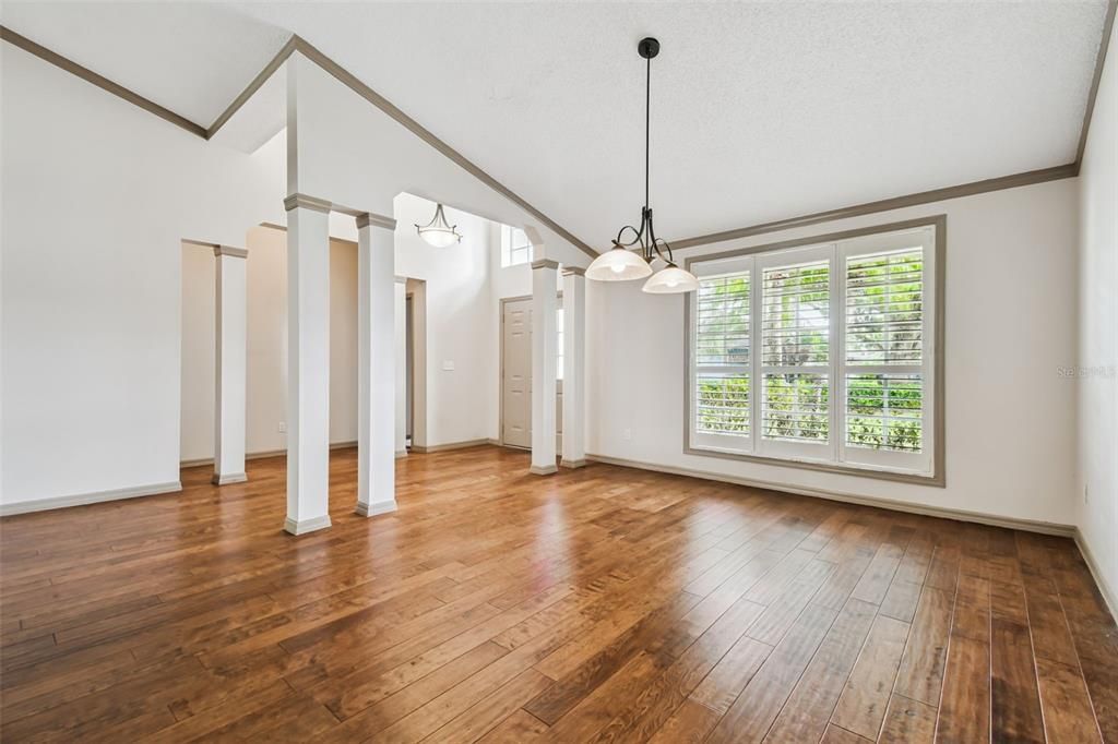 For Sale: $837,500 (5 beds, 3 baths, 2939 Square Feet)