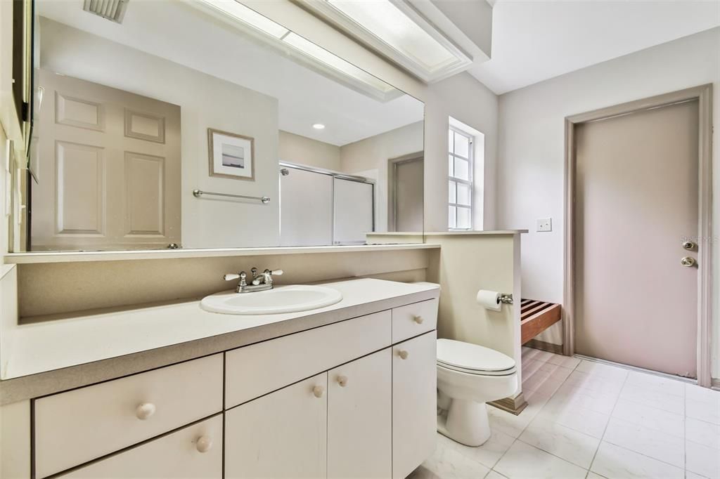 For Sale: $837,500 (5 beds, 3 baths, 2939 Square Feet)