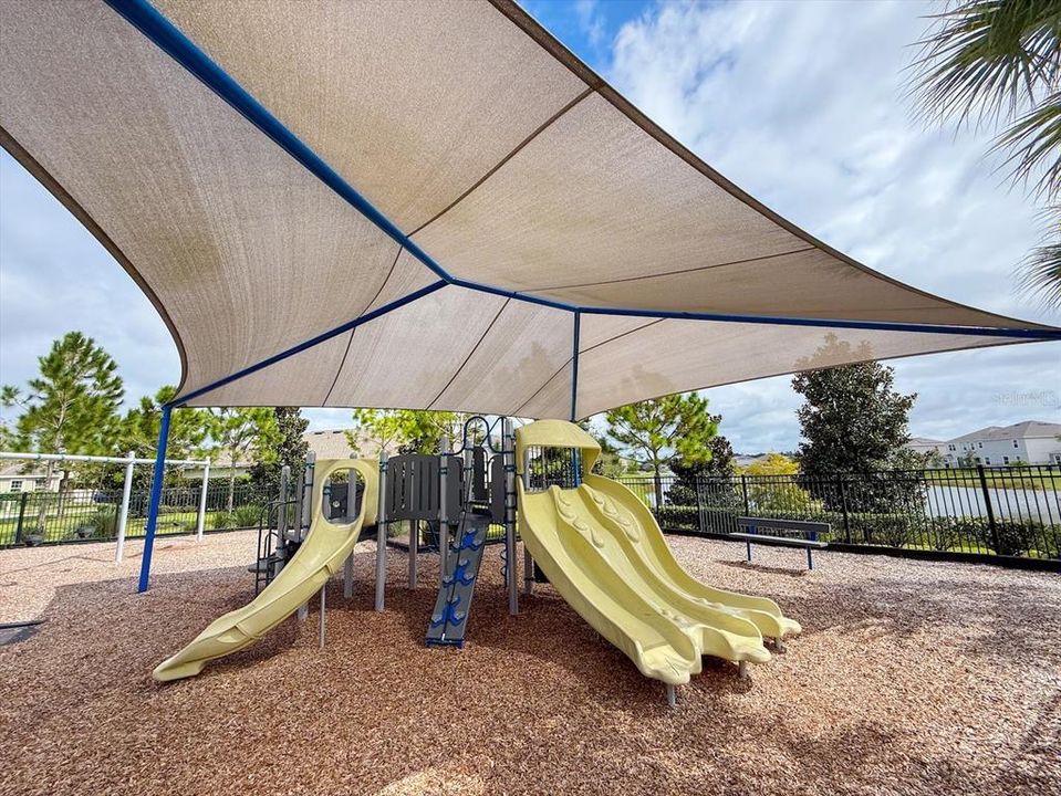 For Sale: $559,000 (5 beds, 3 baths, 2626 Square Feet)