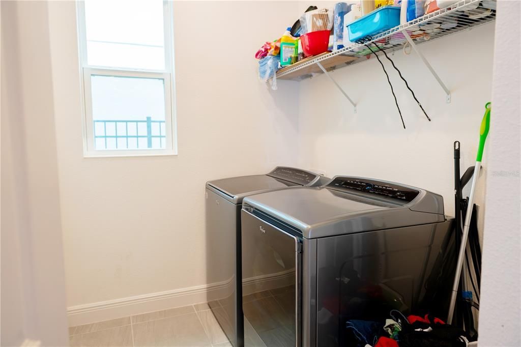 For Sale: $559,000 (5 beds, 3 baths, 2626 Square Feet)