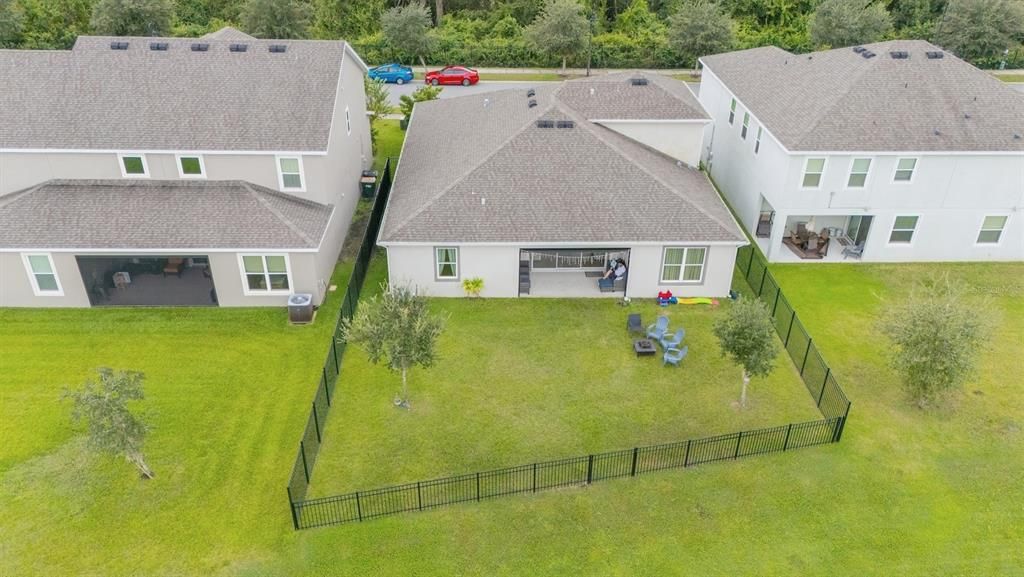 For Sale: $559,000 (5 beds, 3 baths, 2626 Square Feet)