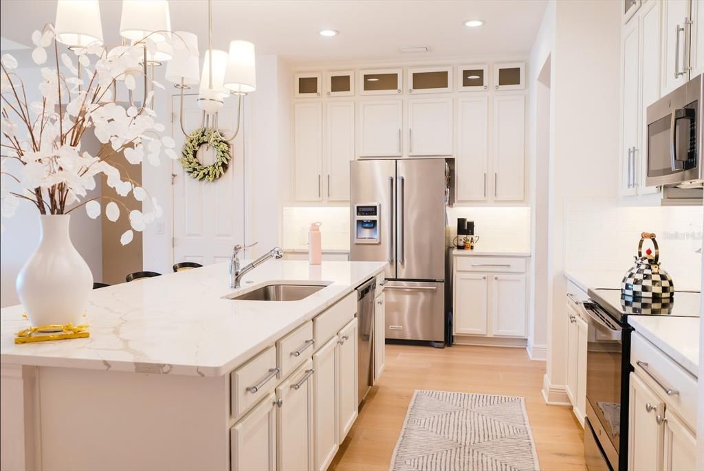 For Sale: $559,000 (5 beds, 3 baths, 2626 Square Feet)