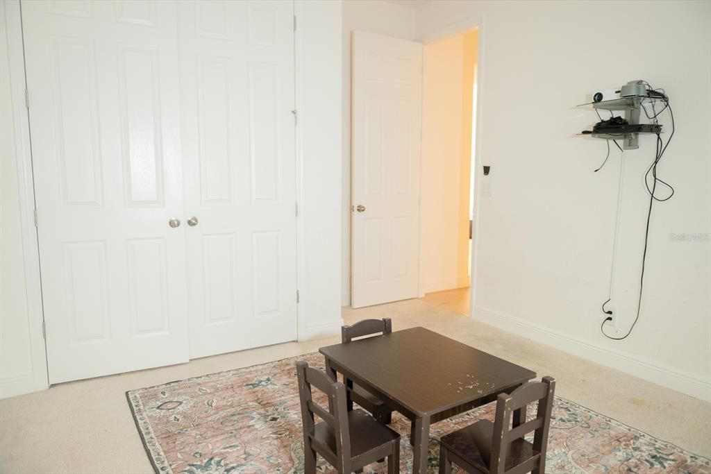 For Sale: $559,000 (5 beds, 3 baths, 2626 Square Feet)