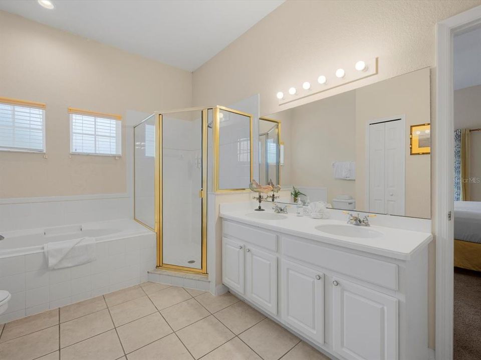 For Sale: $199,713 (3 beds, 2 baths, 1655 Square Feet)