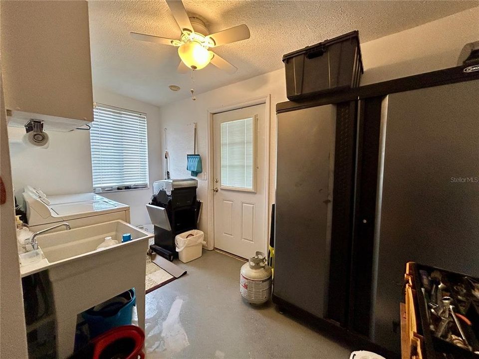 For Rent: $1,375 (2 beds, 2 baths, 1345 Square Feet)