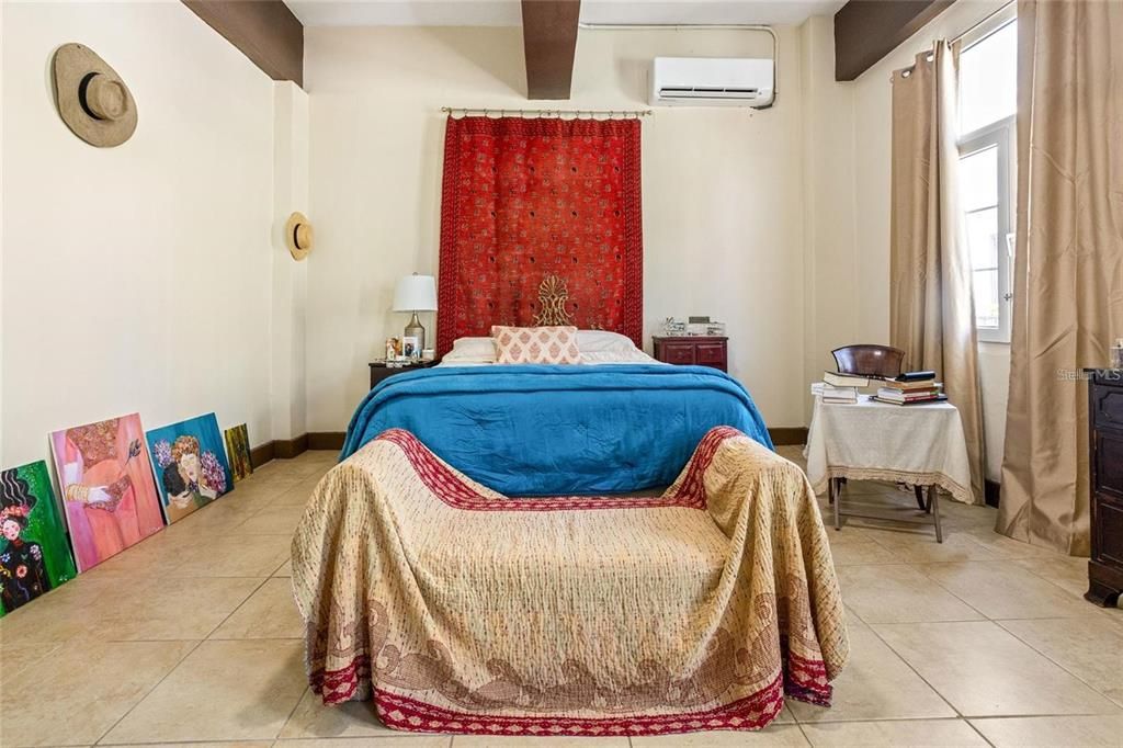 На продажу: $4,250,000 (5 спален, 5 ванн, 12350 Квадратных фут)