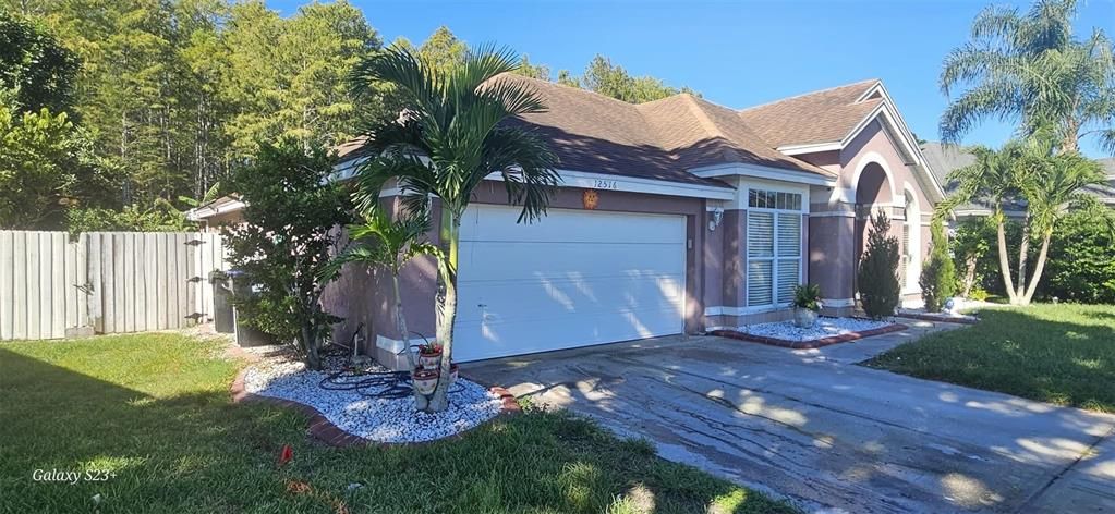 Active With Contract: $445,500 (4 beds, 3 baths, 2317 Square Feet)