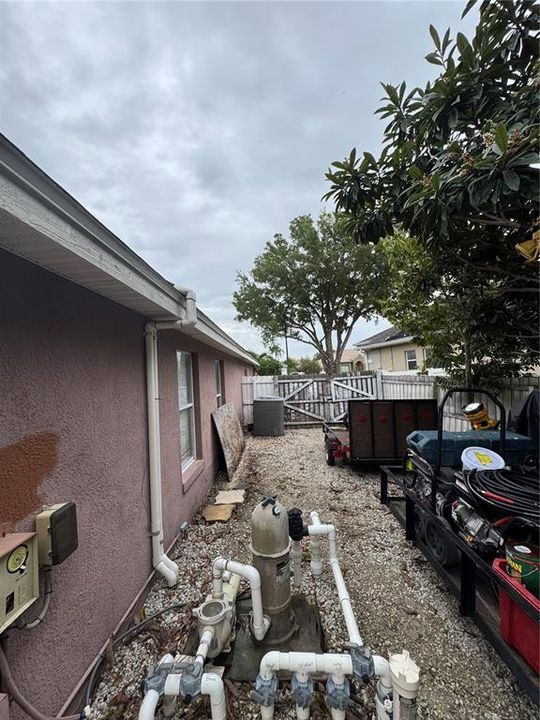 Active With Contract: $445,500 (4 beds, 3 baths, 2317 Square Feet)