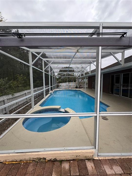 Active With Contract: $445,500 (4 beds, 3 baths, 2317 Square Feet)