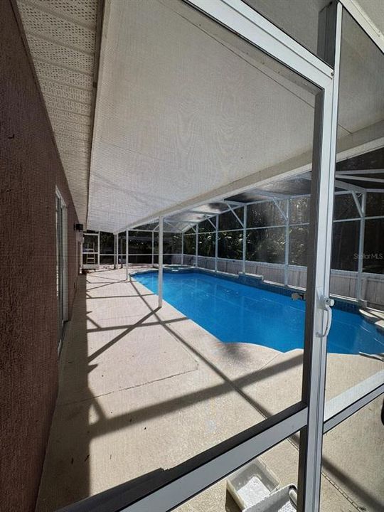 Active With Contract: $445,500 (4 beds, 3 baths, 2317 Square Feet)