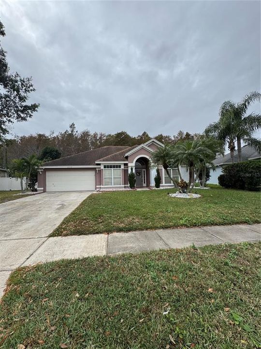 Active With Contract: $445,500 (4 beds, 3 baths, 2317 Square Feet)