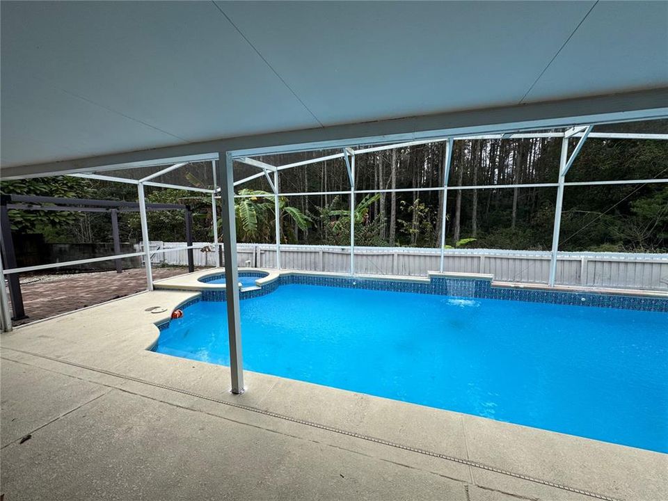 Active With Contract: $445,500 (4 beds, 3 baths, 2317 Square Feet)