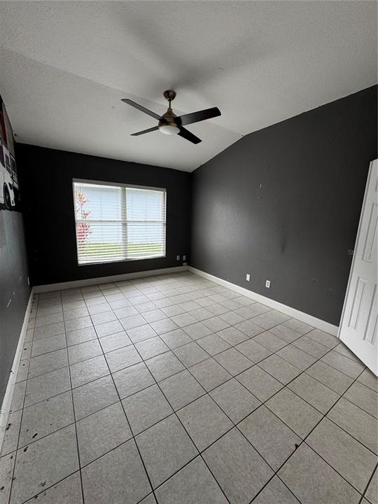 Active With Contract: $445,500 (4 beds, 3 baths, 2317 Square Feet)