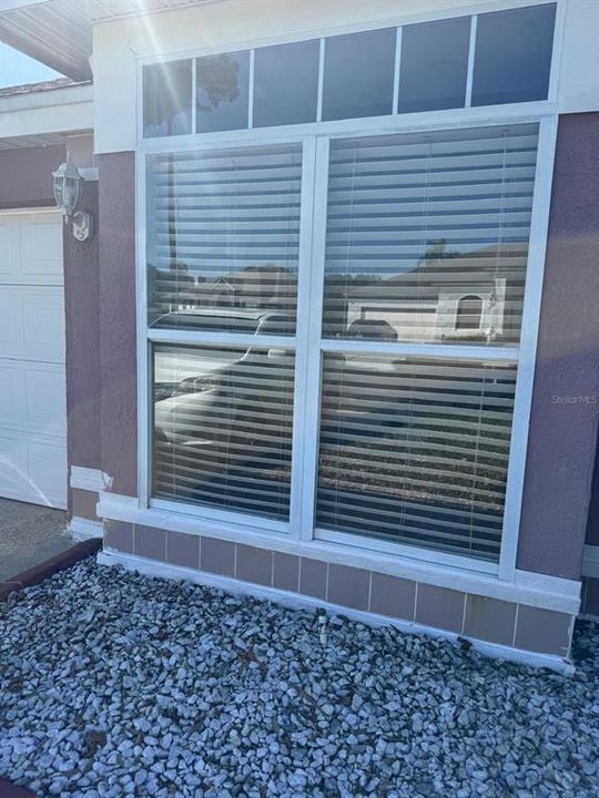 Active With Contract: $445,500 (4 beds, 3 baths, 2317 Square Feet)