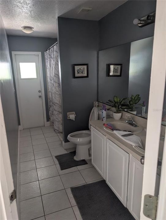 Active With Contract: $445,500 (4 beds, 3 baths, 2317 Square Feet)