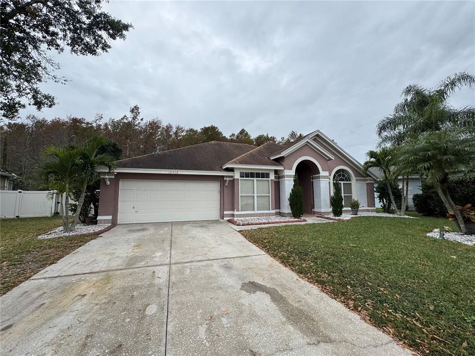 Active With Contract: $445,500 (4 beds, 3 baths, 2317 Square Feet)