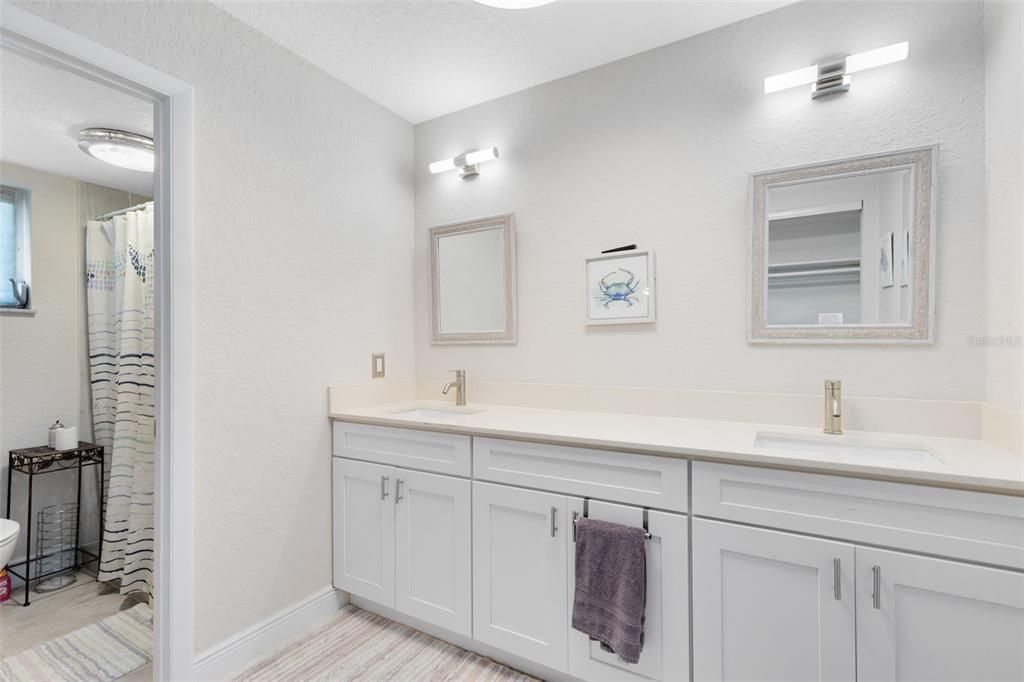 Active With Contract: $415,000 (4 beds, 2 baths, 1907 Square Feet)