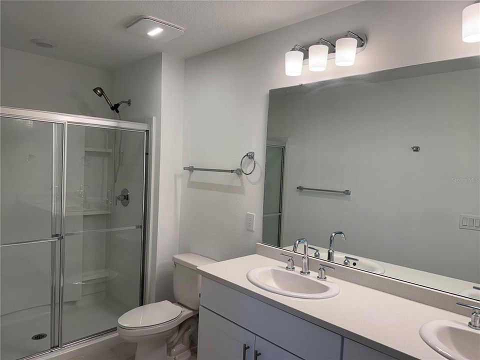 For Sale: $294,500 (3 beds, 2 baths, 1552 Square Feet)