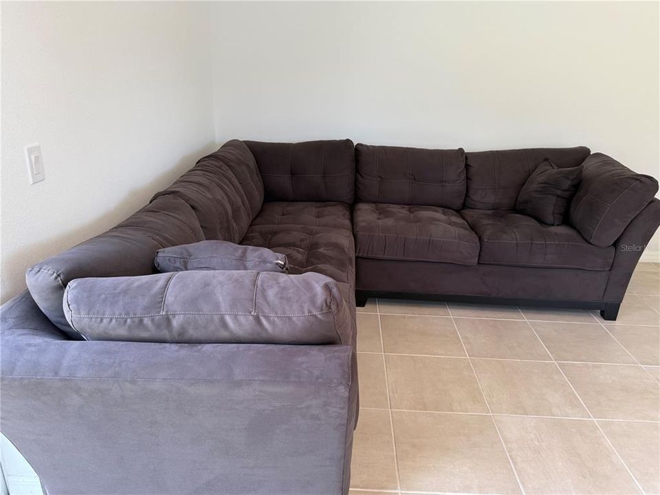 For Sale: $294,500 (3 beds, 2 baths, 1552 Square Feet)