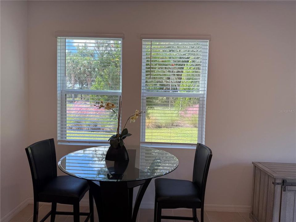 For Sale: $294,500 (3 beds, 2 baths, 1552 Square Feet)