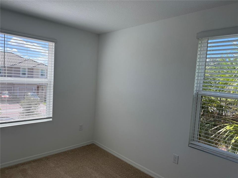 For Sale: $294,500 (3 beds, 2 baths, 1552 Square Feet)