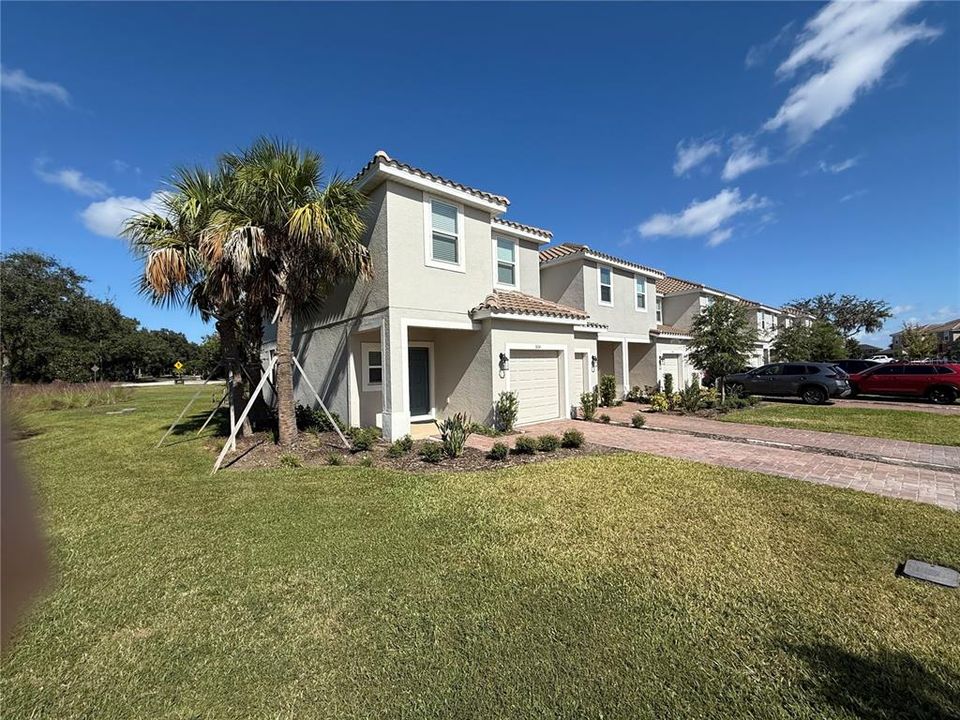 For Sale: $294,500 (3 beds, 2 baths, 1552 Square Feet)