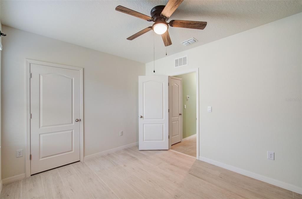 出租: $2,600 (3 贝兹, 2 浴室, 1612 平方英尺)