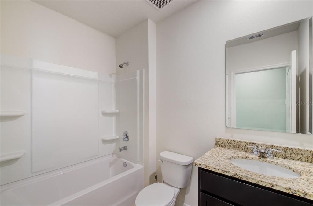 出租: $2,600 (3 贝兹, 2 浴室, 1612 平方英尺)