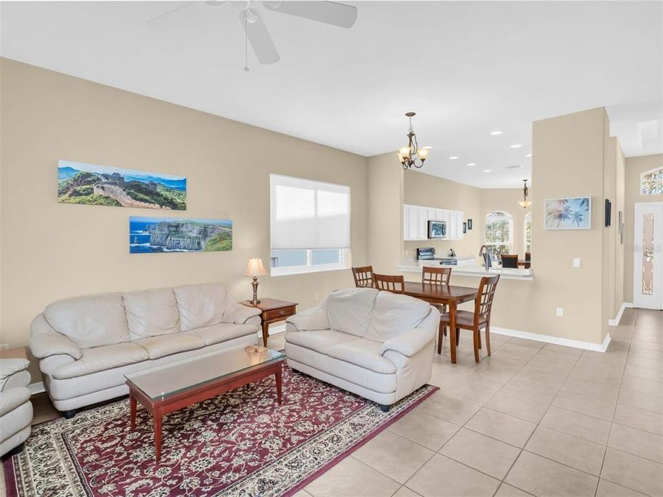 待售: $424,900 (3 贝兹, 2 浴室, 1710 平方英尺)