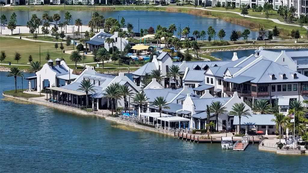 Под контрактом: $868,000 (3 спален, 2 ванн, 2281 Квадратных фут)