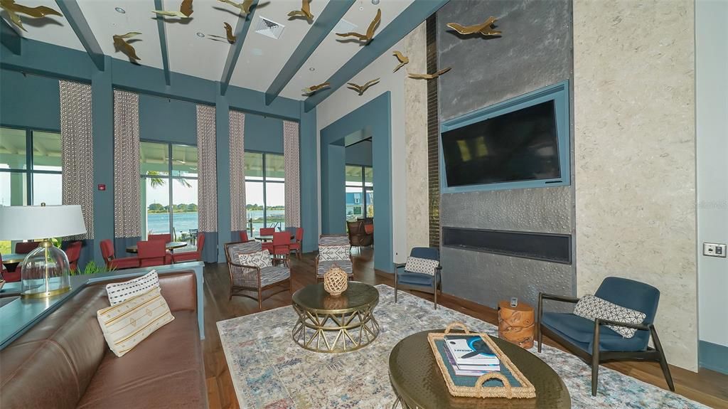 Под контрактом: $868,000 (3 спален, 2 ванн, 2281 Квадратных фут)